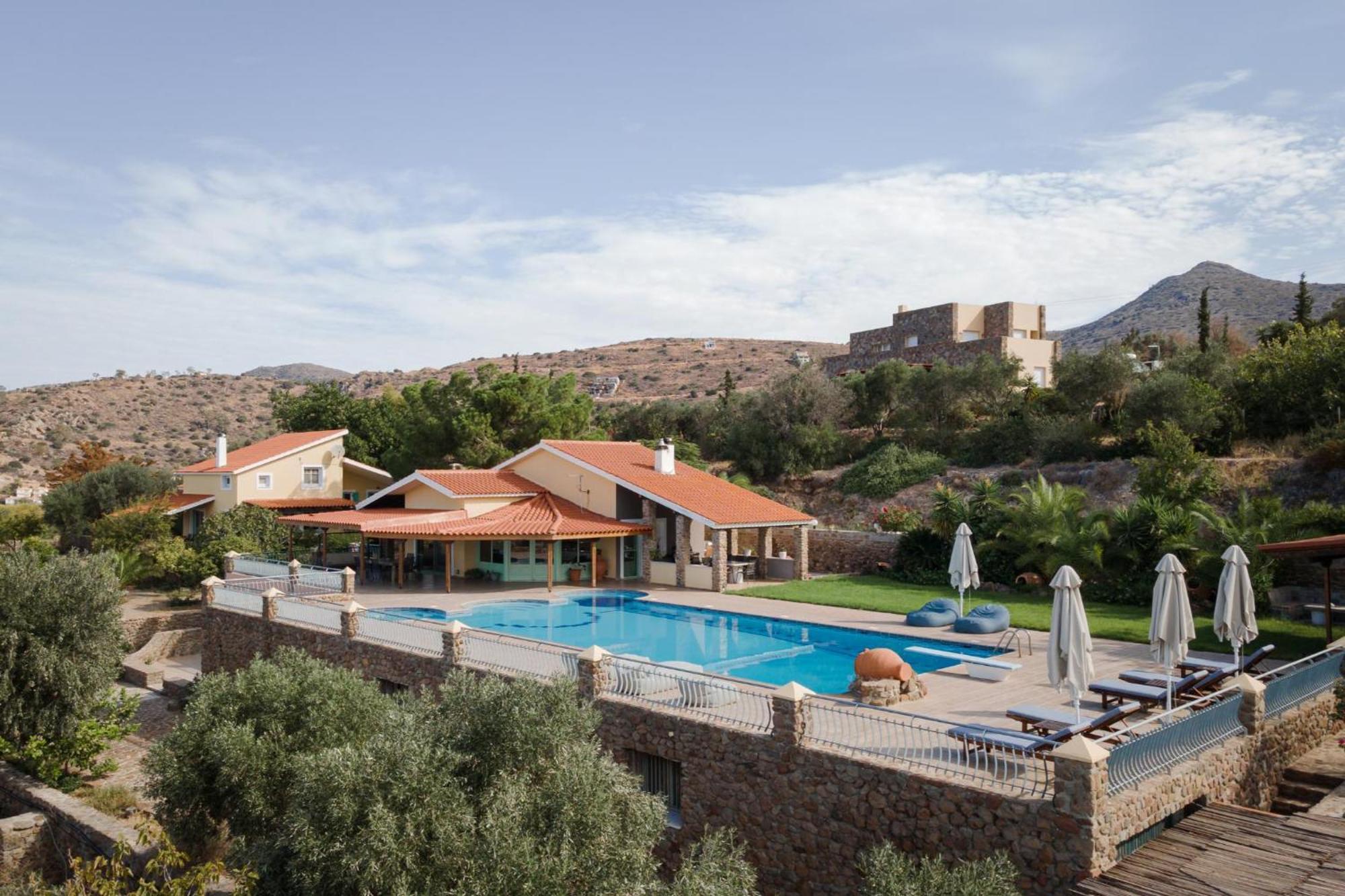 Aelia & Melitta Villas Perdika  Extérieur photo