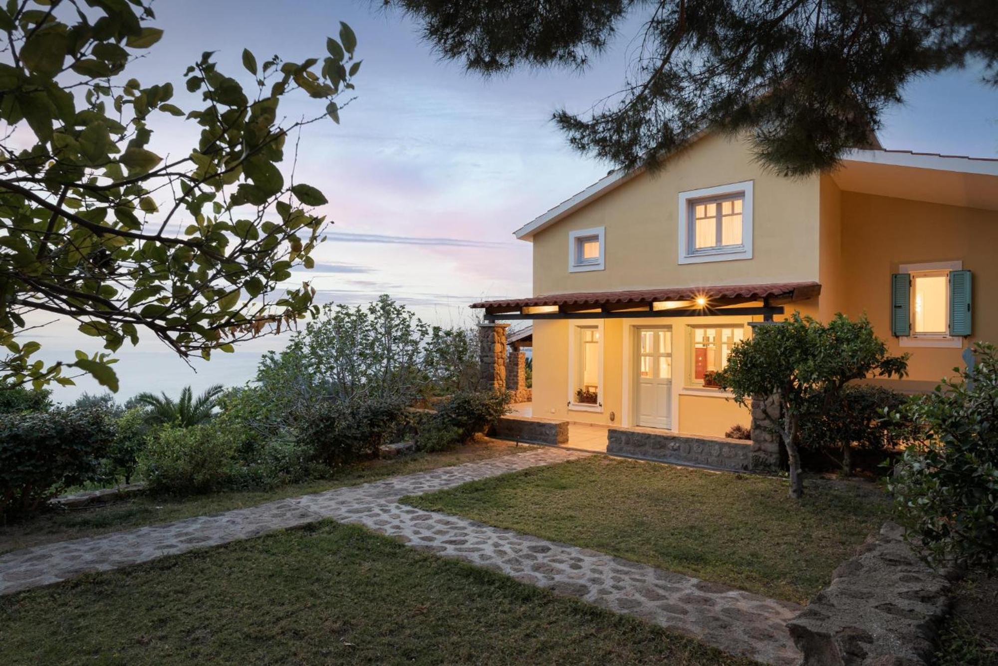 Aelia & Melitta Villas Perdika  Extérieur photo
